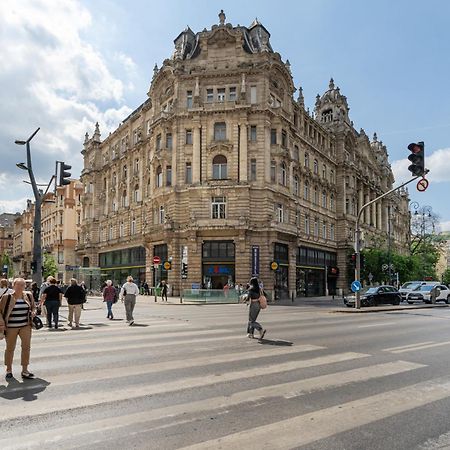Petite Elegance Apartment Budapest Exteriör bild