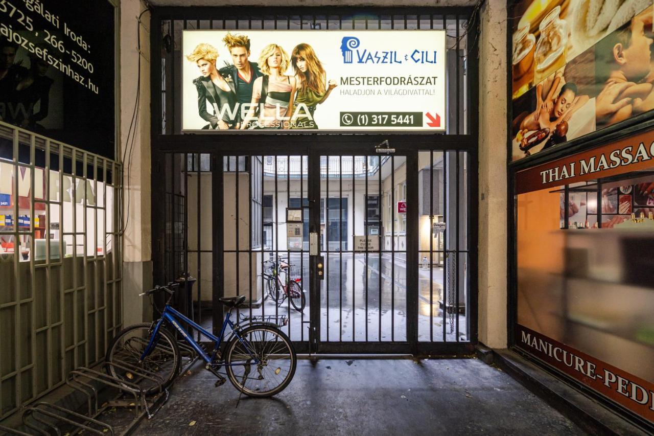 Petite Elegance Apartment Budapest Exteriör bild