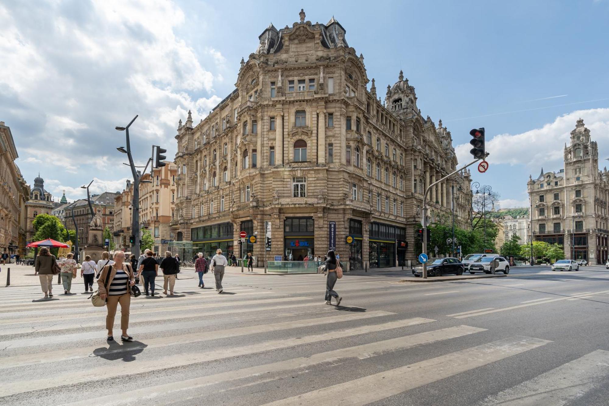 Petite Elegance Apartment Budapest Exteriör bild