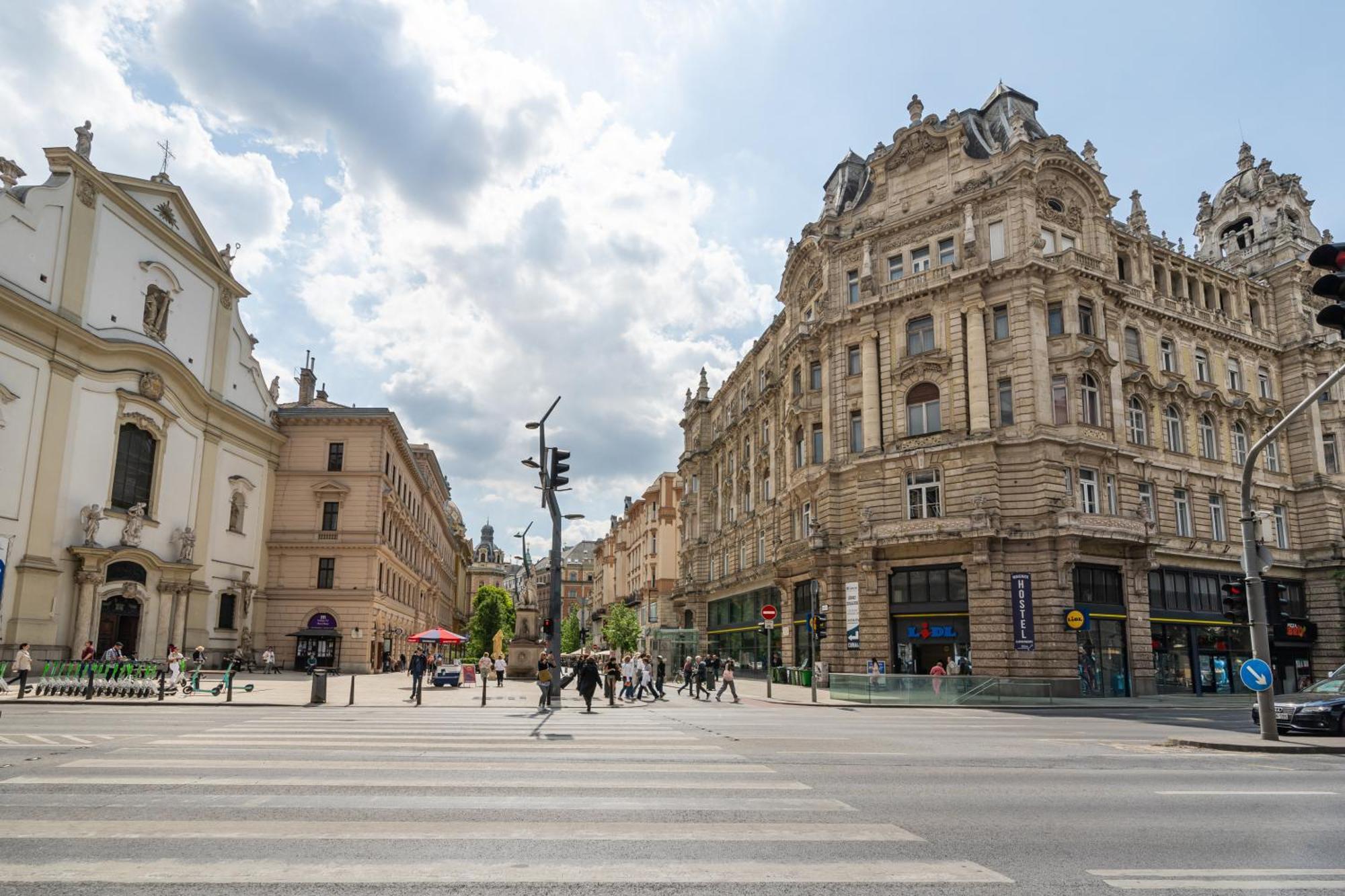 Petite Elegance Apartment Budapest Exteriör bild